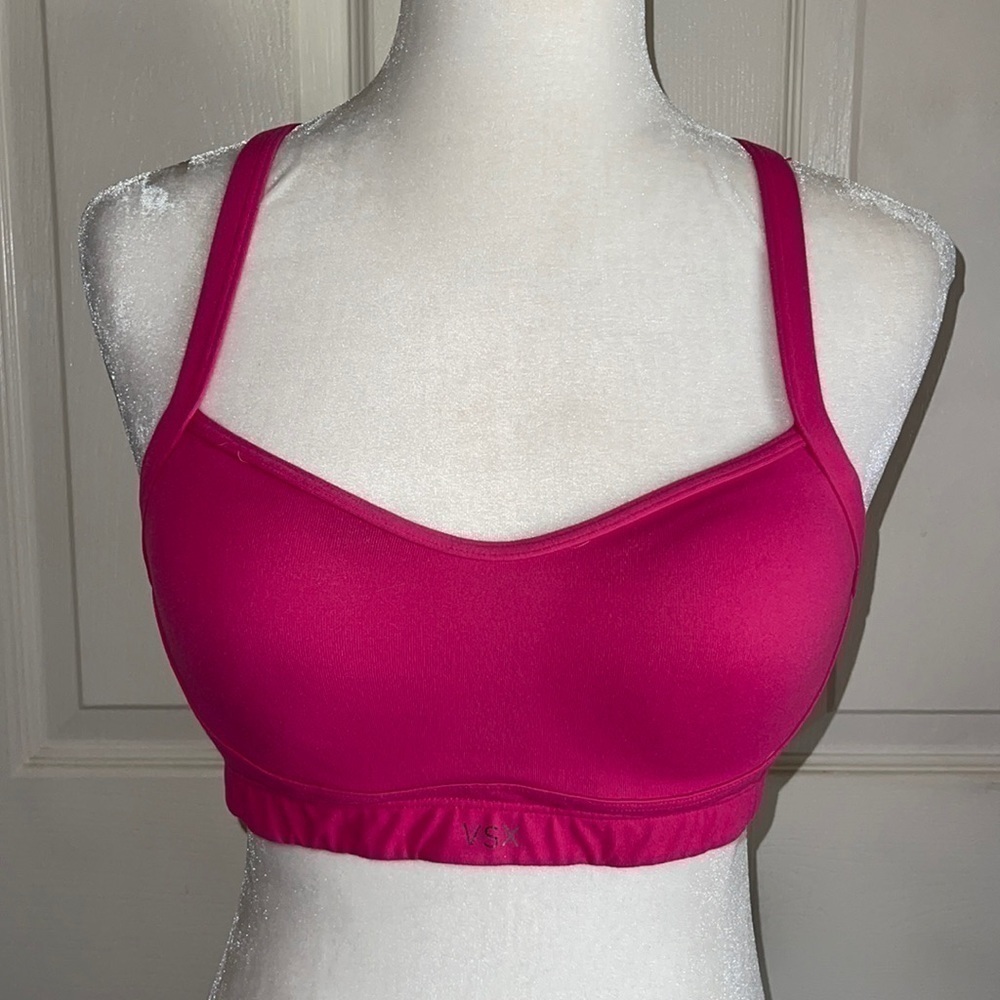 Victoria’s Secret Hot Pink Underwire Sports Bra